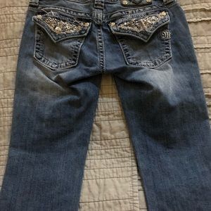 MISS ME Capri’s, SZ 27